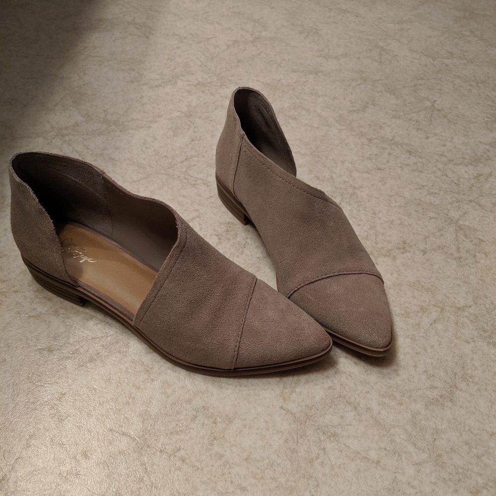 Side open booties